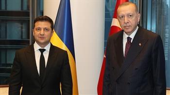 زيلينسكي وأردوغان يُرحبان بتمديد مبادرة حبوب البحر الأسود