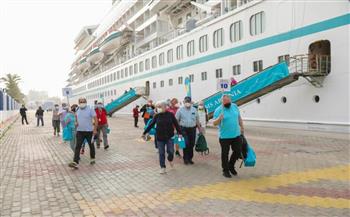 ميناء الإسكندرية يستقبل سفينة فرنسية سياحية تحمل 159 سائحا من مختلف الجنسيات