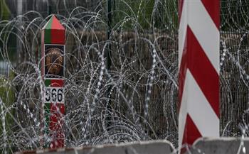 سلطات كالينينجراد تؤكد أن السياج على حدود روسيا مع بولندا موجود