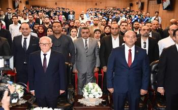 محافظ بورسعيد يشهد فعاليات جلسة نقاشية حول الحوار الوطني "الطريق نحو الجمهورية الجديدة" 