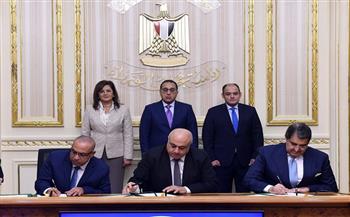 رئيس الوزراء يشهد توقيع بروتوكول تعاون بشأن إنشاء وإدارة وتشغيل منصة مصر الصناعية الرقمية