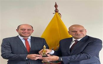 مصر والإكوادور تبحثان تعزيز العلاقات الاقتصادية والتجارية