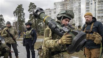 "لوموند": الحرب في أوكرانيا تضع مخزونات الأسلحة الغربية تحت ضغوط