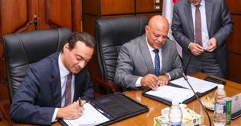 بروتوكول تعاون بين هيئة ميناء دمياط والشركة المصرية «ميثانكس» لإنتاج الميثانول