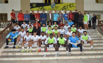 رئيس المقاولون العرب يحفز اللاعبين قبل مواجهة الأهلي في كأس مصر