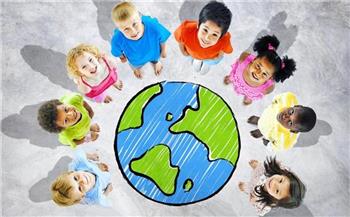 وزارة الداخلية تشارك الأطفال الاحتفال باليوم العالمي لحقوق الطفل