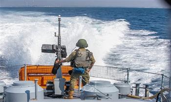 بحرية الاحتلال الاسرائيلي تستهدف الصيادين جنوب قطاع غزة