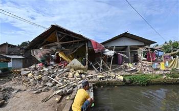 إندونيسيا تواصل جهود الإنقاذ مع ارتفاع عدد قتلى الزلزال إلى 271 شخصًا