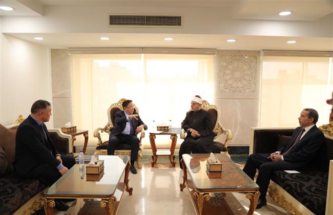 أمين البحوث الإسلامية يلتقي سفير كازاخستان لبحث تنفيذ مشروعات علمية وتاريخية