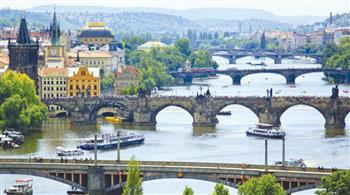 التشيك: نعتزم الحفاظ على العلاقات الدبلوماسية الأساسية مع روسيا