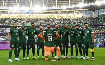 كأس العالم 2022 .. حارس السعودية يرفع قميص "الشهراني" قبل مواجهة بولندا |صور