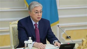 رئيس كازاخستان يصل موسكو في زيارة رسمية للاجتماع مع بوتين