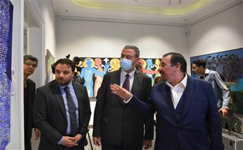 السفير الفلسطيني يفتتح معرض الفنانين التشكيليين العرب بجاليري ضي الزمالك (صور)