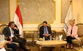 وزير الشباب والرياضة يلتقي ممثلي صندوق الأمم المتحدة للسكان واليونيسيف في مصر