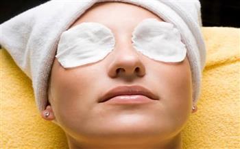 الكمادات الباردة والمحلول الملحي لعلاج التهابات العين