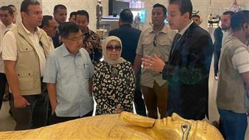 نائب رئيس إندونسيا يزور المتحف القومي للحضارة المصرية
