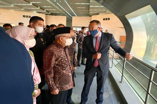 نائب رئيس جمهورية أندونسيا والوفد المرافق له في زيارة للمتحف القومي للحضارة المصرية