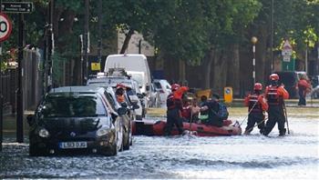 هيئة الأرصاد الجوية البريطانية تحذر من فيضانات بسبب الأمطار