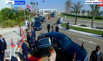 الرئيس عبد الفتاح السيسي يصل مقر انعقاد قمة المناخ