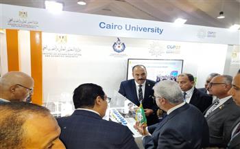 وزير التعليم العالي يفتتح معرض جامعة القاهرة في جناح الابتكار الأخضر بقمة المناخ