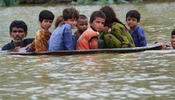 يونيسف تحذر من مخاطر التغير المناخي وتهديد الفيضانات لحياة الأطفال