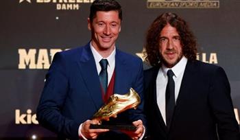 ليفاندوفسكي يتسلم جائزة الحذاء الذهبي الأوروبي
