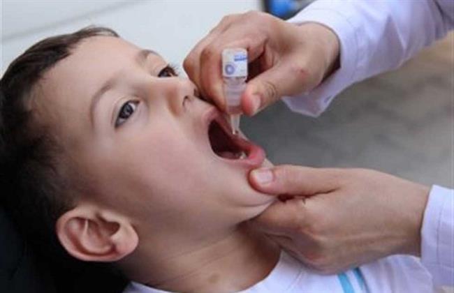 محافظ أسوان يوجه بتوفير أوجه الدعم لإنجاح فعاليات الحملة القومية للتطعيم ضد شلل الأطفال
