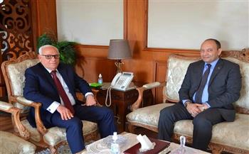 محافظ بورسعيد يبحث تعزيز سبل التعاون مع غاز مصر