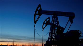 أسعار النفط تسجل أكبر خسائر أسبوعية منذ شهور بعد تعاملات متقلبة