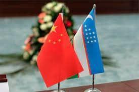الصين وأوزبكستان تبحثان توسيع التعاون الاقتصادي والتجاري