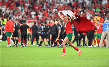 عمرو دياب يهنئ المنتخب المغربي بالصعود لنصف نهائي كأس العالم 2022