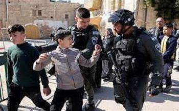 مؤسسات حقوقية: إسرائيل اعتقلت 490 فلسطينيا بينهم 76 طفلا الشهر الماضي