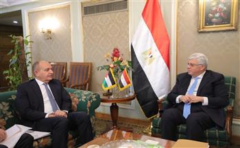وزير التعليم العالي يبحث مع السفير الأردني بالقاهرة دعم التعاون البحثي المشترك
