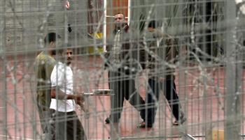 نادي الأسير: أكثر من 835 معتقلا إداريا في سجون الاحتلال