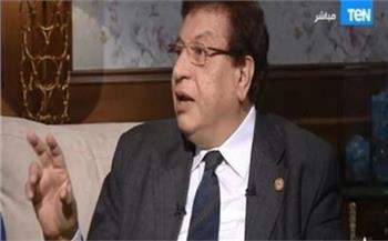 أستاذ الحوار والتفاوض الدولي: هناك حملات ممنهجة لتدمير الاقتصاد المصري