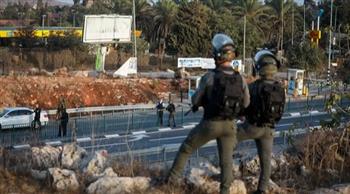 جنود إسرائيليون يطلقون النار على مسؤولي مستوطنة في الضفة الغربية