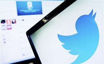 "تويتر" يتخلص من تحديد نوع الهاتف الصادر عنه التغريدة 
