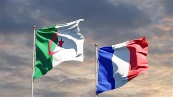 وزير الداخلية الجزائري يلتقي نظيره الفرنسي