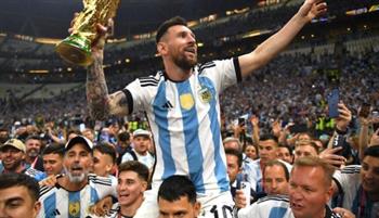 كأس العالم 2022.. احتفال خاص من أجويرو بميسي بعد اللقب
