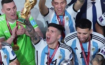 كأس العالم 2022.. مدرب نيو كاسل: «عائق وحيد يصعب مهمة ضم نجم الأرجنتين الصاعد»