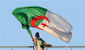 الجزائر: قانون "ريادة الأعمال" يدخل حيز التنفيذ بعد توقيع الرئيس ومصادقة البرلمان