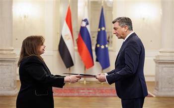 مصر و سلوفينيا تبحثان تعزيز التعاون في المجالات الاقتصادية والتجارية والاستثمارية
