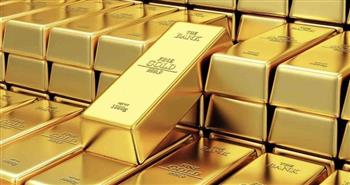 تراجع الدولار يعزز ارتفاع أسعار الذهب