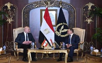 وزير الداخلية يستقبل نظيره اللبناني لبحث التعاون المشترك