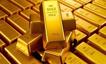 ارتفاع اسعار الذهب بنسبة 2 بالمئة مدعومه بضعف الدولار
