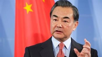 وزير الخارجية الصيني لنظيره الأمريكي: لا يمكنكم الحديث عن التعاون والطعن في وقت واحد