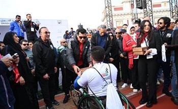 وزير الرياضة ومحافظ الإسكندرية يُتوجون الفائزين بماراثون زايد الخيري بالإسكندرية