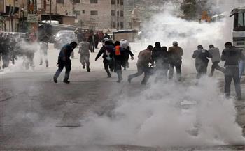 إصابة عشرات الفلسطينيين خلال مواجهات مع الاحتلال الإسرائيلي في نابلس وقلقيلية