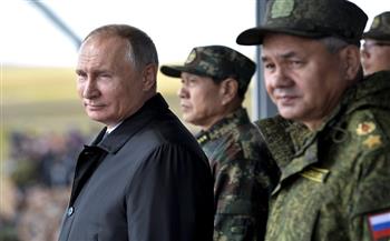بوتين يزور مصنع "تشيجلوفسكي فال" للمعدات العسكرية