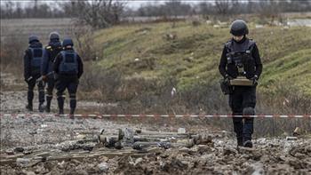 أوكرانيا: مصرع ثلاثة من عمال الطوارئ أثناء إزالة الألغام في منطقة خيرسون